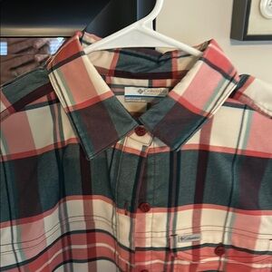 Columbia woman’s Plaid Shirt - pink shades and green shades.
Button up!